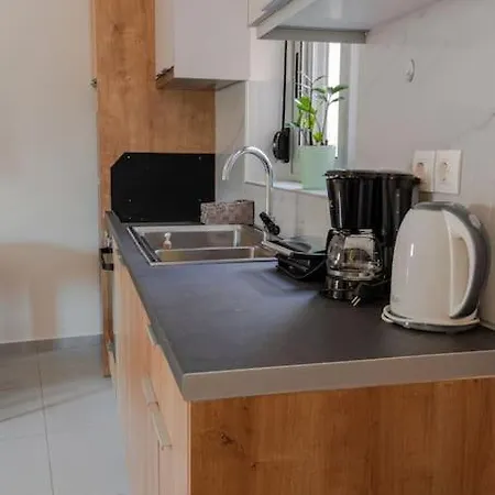 Apartman Roidis -close To Hriszí Aktí Haniá